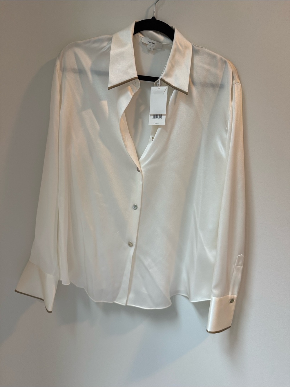 Vince Ivory 100% silk Button-Down Shirt